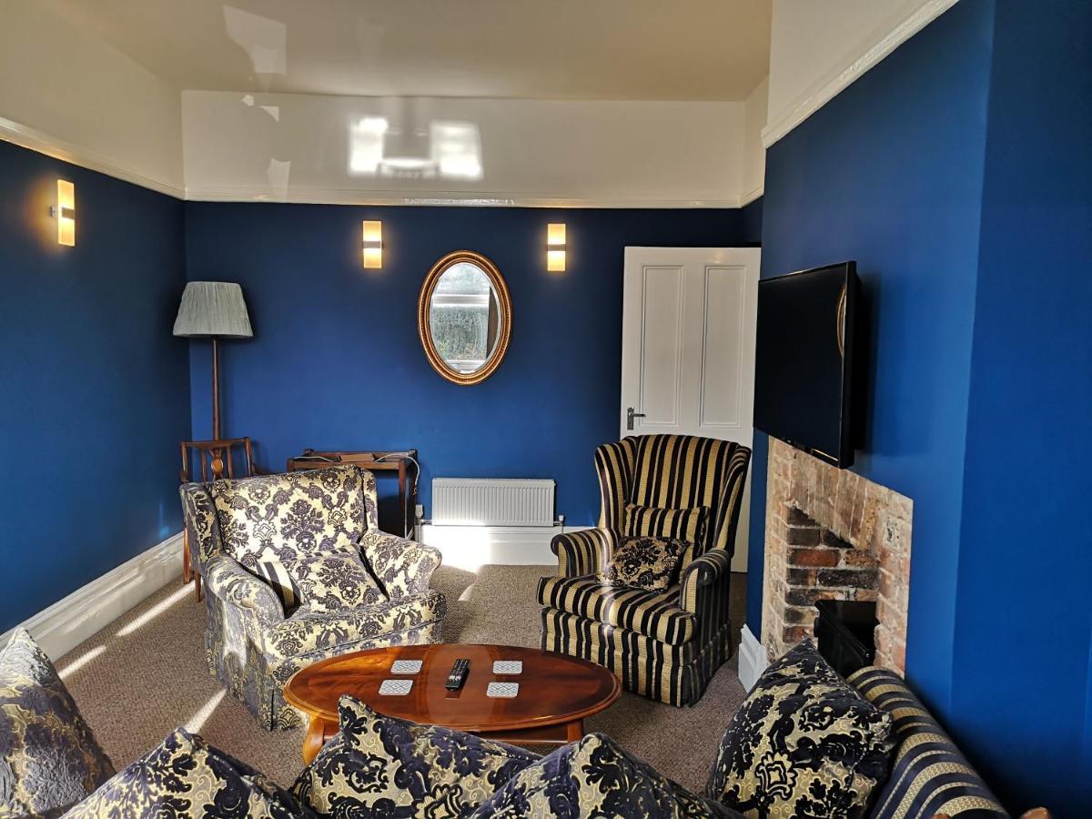2 Bedroom Apartment At Kent Escapes Short Lets & Serviced Accommodation Kent, Bouverie Escape Folkestone With Wifi Ngoại thất bức ảnh