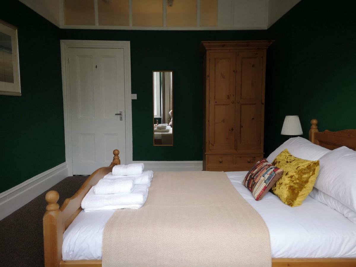2 Bedroom Apartment At Kent Escapes Short Lets & Serviced Accommodation Kent, Bouverie Escape Folkestone With Wifi Ngoại thất bức ảnh